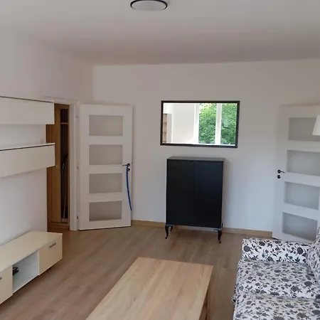 公寓 2-room With Balcony And Loggia