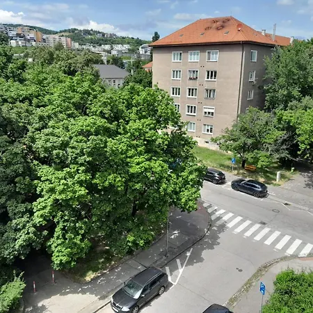 2-room With Balcony And Loggia Appartement Bratislava